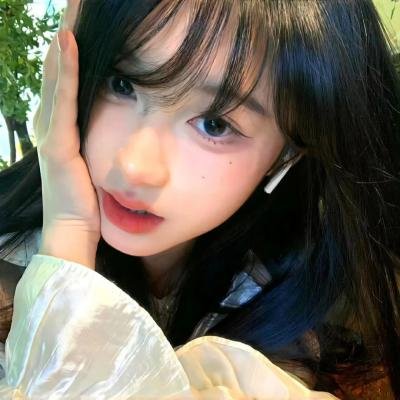 鲜花盛开的村庄